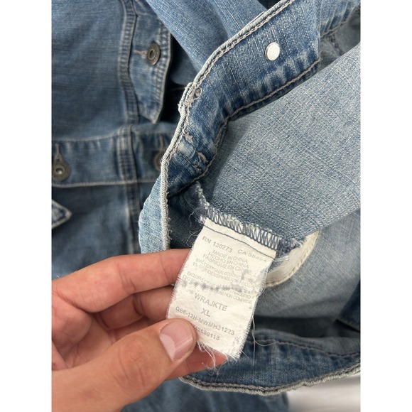 Wrangler Women's XL Blue Wash Vintage Denim Trucker Jacket Button Closure - Picture 7 of 10